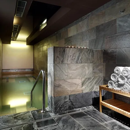 Eurostars Gran Via Hotel 5*