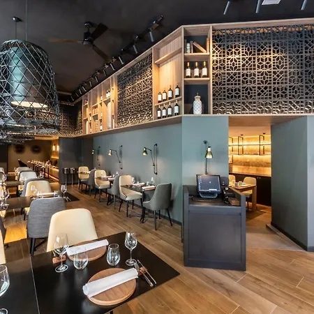 Hotel Eurostars Gran Via 5*
